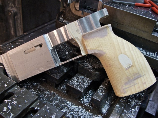 left-handed-grip-img_1897