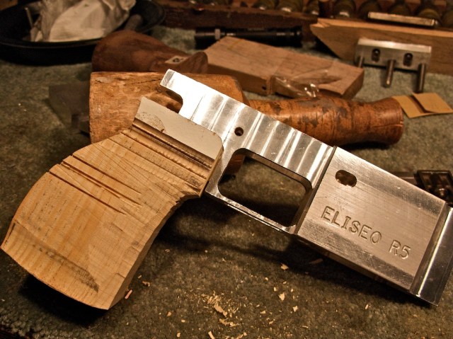 left-handed-pistol-grip-img_1883-1