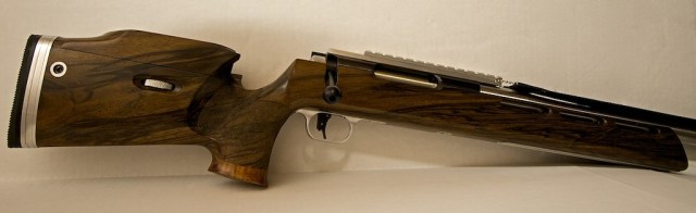 english-walnut-stock-gs-011709-_mg_8292