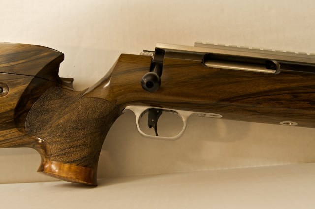 english-walnut-stock-gs-011709-_mg_8294