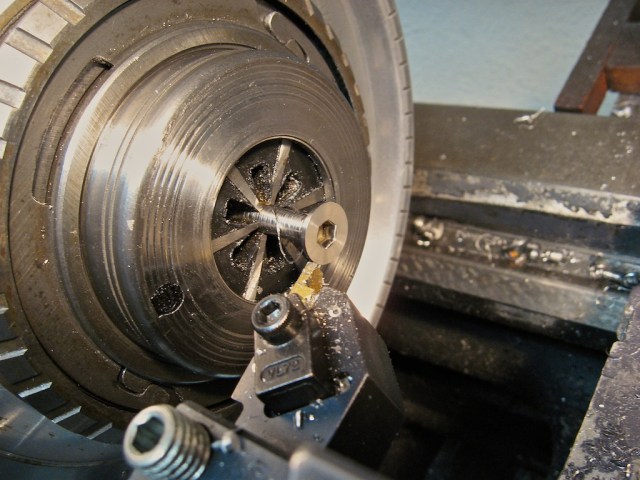 Making Stainless Steel Action Screw