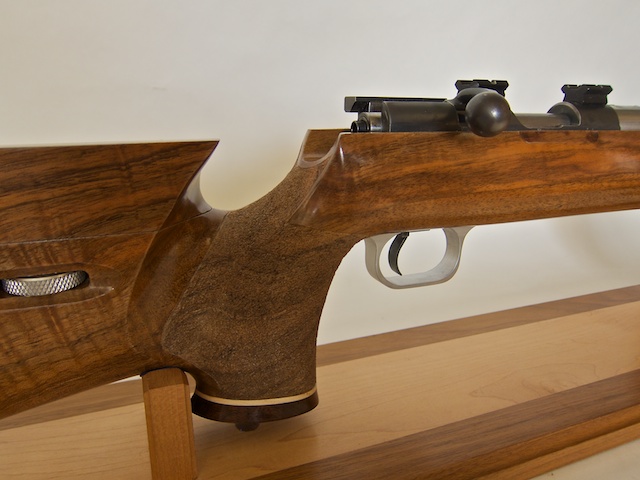 wpid-37remingtonengwalnutstock2img_3147-cr2-2011-11-24-20-161.jpg